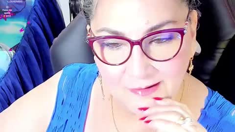 Snapshot of cataleya_mom_ chatting on 5, 10, 2025 cataleya  online show from 5, 10, 2025