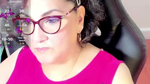 Snapshot of cataleya_mom_ chatting on 10, 10, 2025 cataleya  online show from 10, 10, 2025