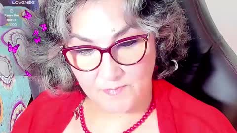 Snapshot of cataleya_mom_ chatting on 17, 10, 2025 cataleya  online show from 17, 10, 2025