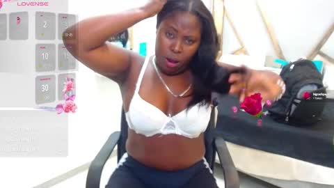 Snapshot of catalillina_love1 chatting on 2, 2, 2025 Cata online show from 2, 2, 2025
