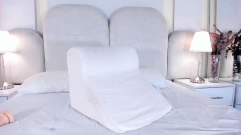 Snapshot of catalleya_hott chatting on 15, 12, 2024 Call me Cata online show from 15, 12, 2024