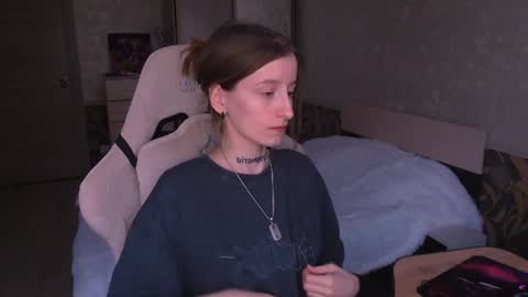 Snapshot of cath_dysphoria_ chatting on 5, 7, 2026 CATH online show from 5, 7, 2026