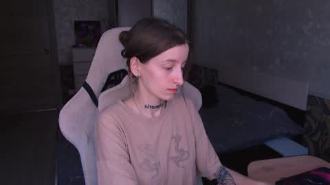 Snapshot of cath_dysphoria_ chatting on 6, 7, 2026 CATH online show from 6, 7, 2026