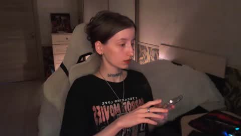 Snapshot of cath_dysphoria_ chatting on 12, 7, 2026 CATH online show from 12, 7, 2026