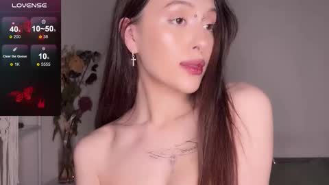 Snapshot of catherenee chatting on 20, 12, 2025 Rene online show from 20, 12, 2025