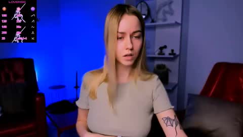 Snapshot of catherine_kitty chatting on 11, 2, 2025 Catherine online show from 11, 2, 2025