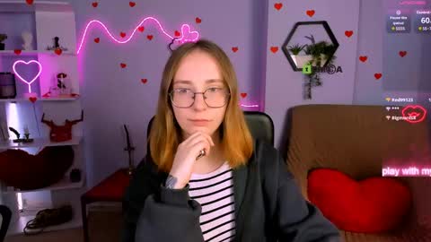 Snapshot of catherine_kitty chatting on 11, 4, 2026 Catherine online show from 11, 4, 2026