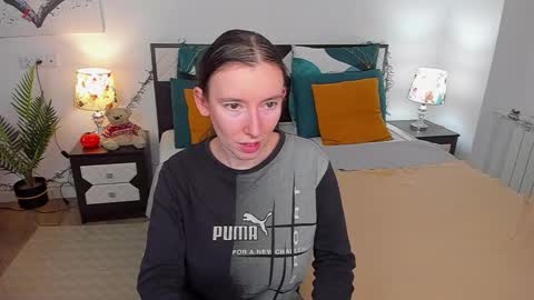 Catrin online show from 9, 12, 2024