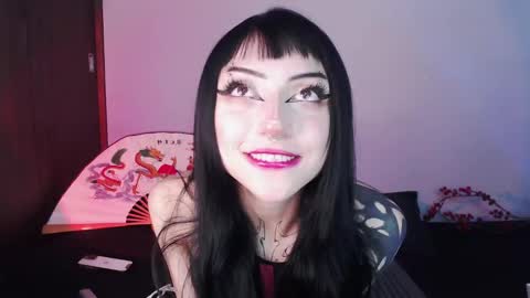 Snapshot of cati_petite chatting on 9, 1, 2025 Cati help me reach my goal of 100 thumbs up again 3 online show from 9, 1, 2025