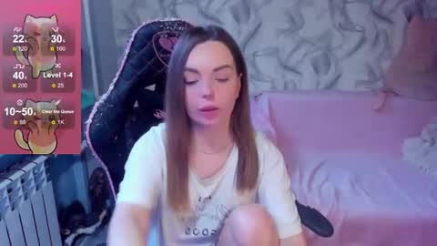 Snapshot of catisyfury chatting on 14, 11, 2025 . . online show from 14, 11, 2025