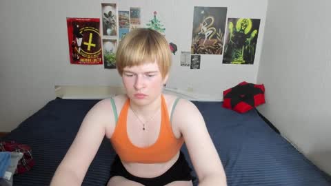 cattie_w_ online show from 1, 4, 2026