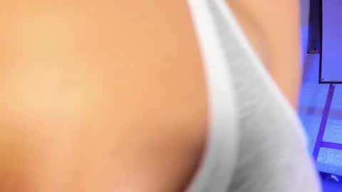 catvalentinee_ online show from 4, 12, 2024