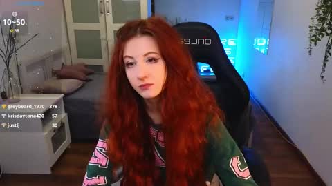 caty_cuddly online show from 12, 3, 2025