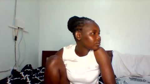Snapshot of cavy_sweet chatting on 3, 12, 2024 Mecy online show from 3, 12, 2024