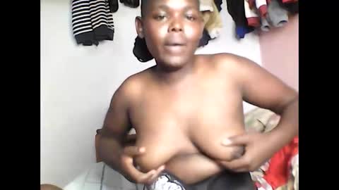 Snapshot of cavy_sweet chatting on 9, 4, 2026 Mecy online show from 9, 4, 2026