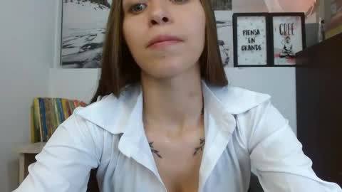 Snapshot of cayetana_01 chatting on 6, 4, 2026 cayetana online show from 6, 4, 2026