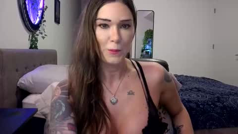 Snapshot of cayla_ chatting on 14, 11, 2025 Cayla online show from 14, 11, 2025