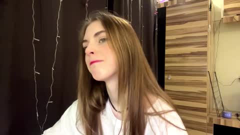 Polly online show from 28, 2, 2026