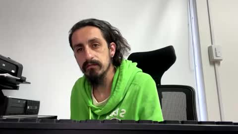 Snapshot of cayu_frensh94 chatting on 9, 12, 2024 cayu_frensh94 online show from 9, 12, 2024