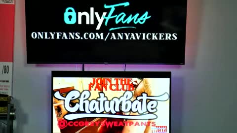 Snapshot of ccgreysweatpants chatting on 18, 1, 2025 WHAT CAN YOU GET US TO DO online show from 18, 1, 2025