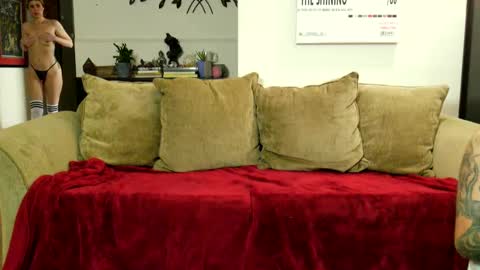 Snapshot of ccgreysweatpants chatting on 30, 1, 2025 WHAT CAN YOU GET US TO DO online show from 30, 1, 2025