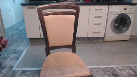 LUCY online show from 7, 4, 2026