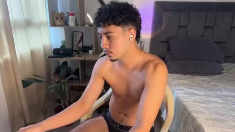 Carlos online show from 22, 10, 2025