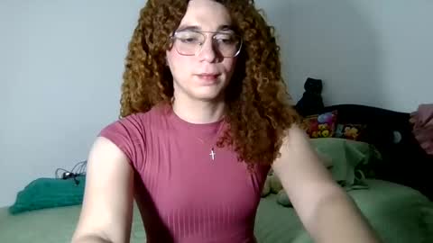 Snapshot of celessteseductora chatting on 12, 9, 2025 celessteseductora online show from 12, 9, 2025