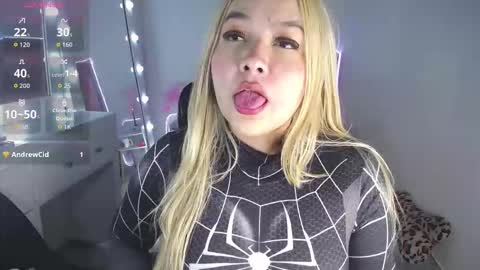 Snapshot of celeste__sweetx chatting on 5, 10, 2025 Celeste Sweet online show from 5, 10, 2025