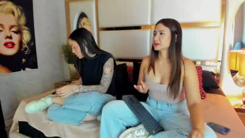 Snapshot of celeste_starsss chatting on 23, 6, 2026 celeste_starsss online show from 23, 6, 2026