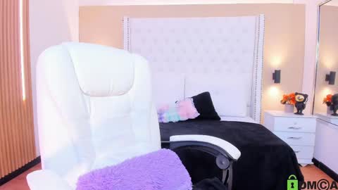 Celeste Wayne online show from 6, 11, 2025