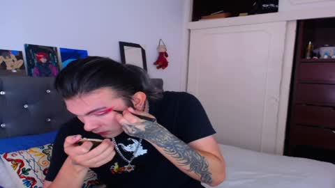 I am Valentinn online show from 7, 4, 2026