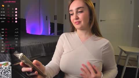 Eva Angel online show from 3, 11, 2025