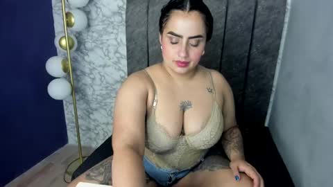       online show from 30, 12, 2024