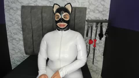       online show from 11, 1, 2025