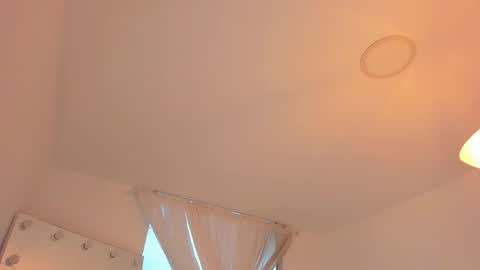 Ari online show from 12, 9, 2025