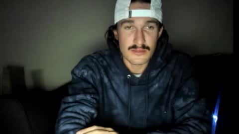 Snapshot of chadpowerz chatting on 13, 10, 2025 Lydong online show from 13, 10, 2025