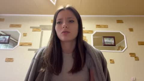 Luna online show from 24, 4, 2026