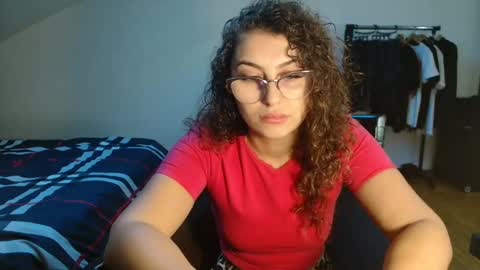 Stephanieblisss online show from 4, 1, 2025