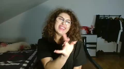 Stephanieblisss online show from 7, 1, 2025