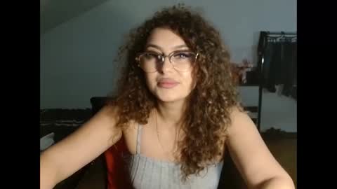 Stephanieblisss online show from 2, 2, 2025