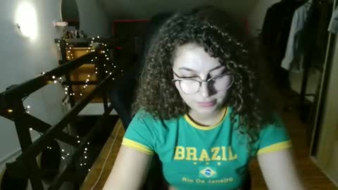 Stephanieblisss online show from 12, 2, 2026