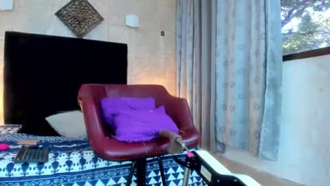 chanellejohnson_ online show from 5, 2, 2026