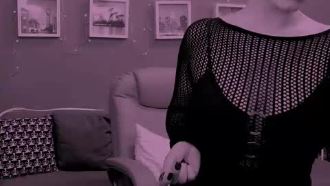 The Queen online show from 28, 2, 2026