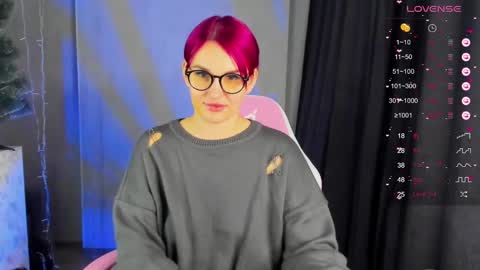 Suzanna Snow online show from 13, 12, 2024