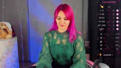 Suzanna Snow online show from 12, 1, 2025
