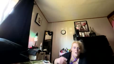 Ms. Behaving online show from 5, 6, 2026