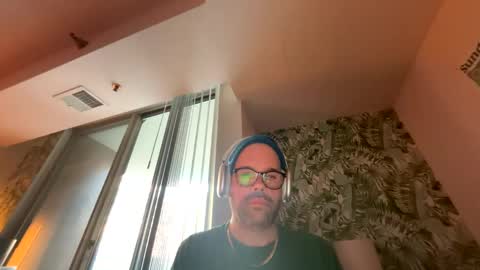 Snapshot of chappellm0an chatting on 2, 11, 2025 Chappell online show from 2, 11, 2025