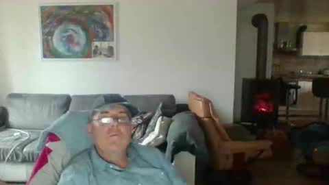 charles6064 online show from 21, 11, 2025