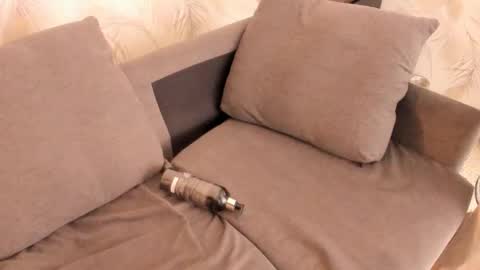 charlie eusse online show from 5, 3, 2025